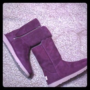 Women’s short UGG Boots